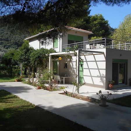Lefkáda Brunello Seaside Apartments מראה חיצוני תמונה
