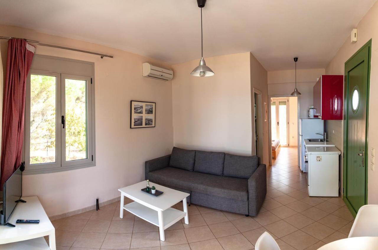 Lefkáda Brunello Seaside Apartments מראה חיצוני תמונה
