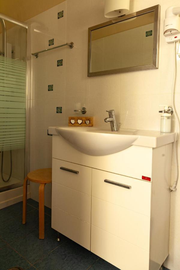 Lefkáda Brunello Seaside Apartments מראה חיצוני תמונה