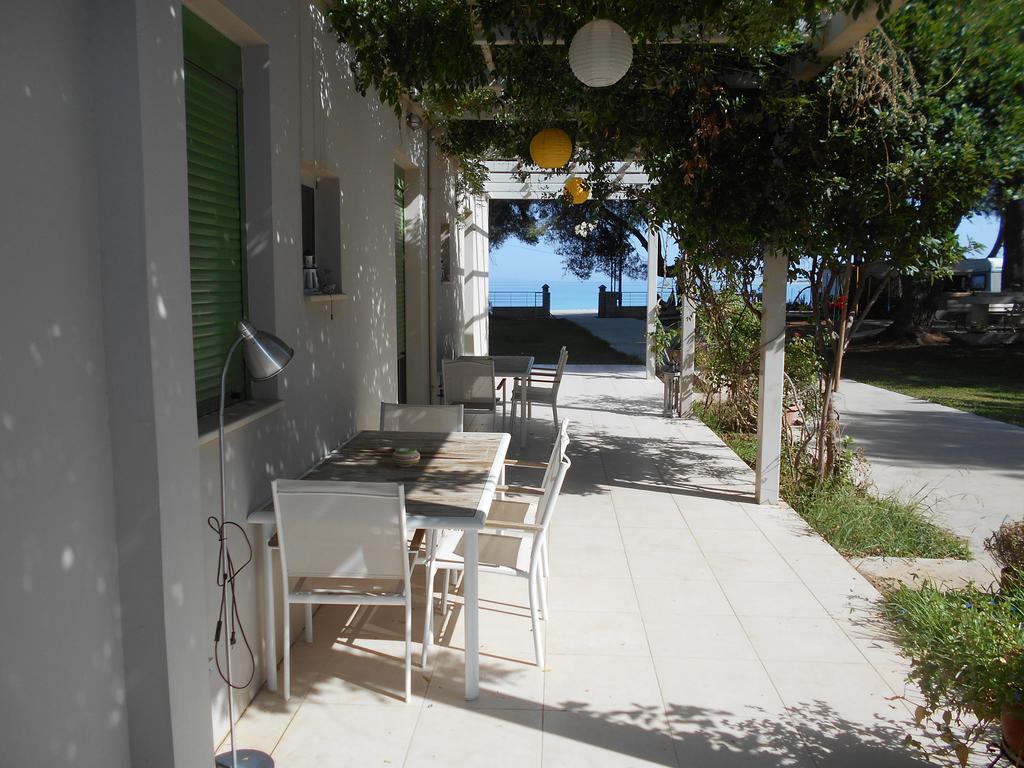 Lefkáda Brunello Seaside Apartments מראה חיצוני תמונה